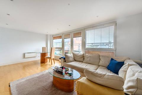 3 bedroom flat to rent, Vauxhall Bridge Road, Pimlico, London, SW1V