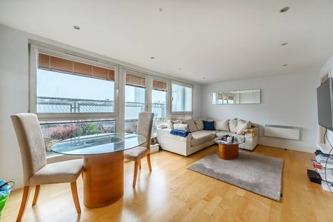 3 bedroom flat to rent, Vauxhall Bridge Road, Pimlico, London, SW1V