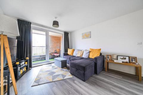 5 Condor Way, Basingstoke, RG24 9YA