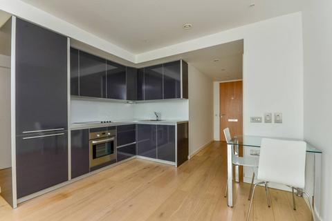 1 bedroom flat to rent, Walworth Road, Elephant and Castle, London, SE1