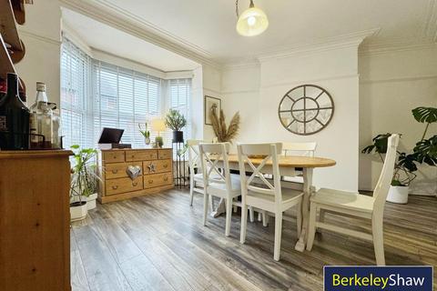 3 bedroom end of terrace house for sale, Warrenhouse Road, Brighton-Le-Sands, Liverpool