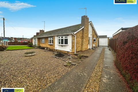 2 bedroom semi-detached bungalow for sale, Cardigan Drive, Fairfield Estate, Wigston, Leicestershire