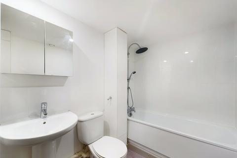 undefined, The Docks, Gloucester, Gloucestershire, GL1