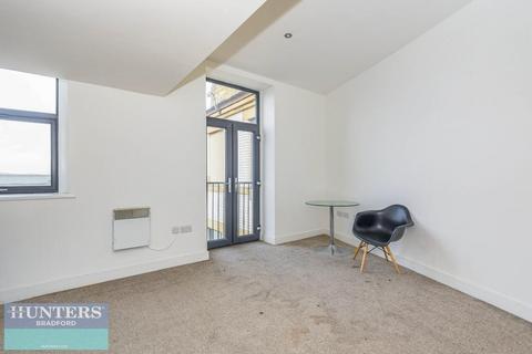 1 bedroom flat for sale, REF SR - Vicar Lane Little Germany, Bradford, West Yorkshire, BD1 5BN