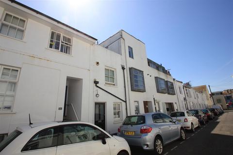 3 bedroom house to rent, Bloomsbury Street, Brighton