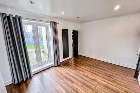 3 bedroom semi-detached house for sale, Kingsley Road, Fairfield , Stockton-on-Tees, Cleveland, TS18 5AQ