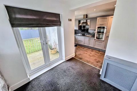 3 bedroom semi-detached house for sale, Kingsley Road, Fairfield , Stockton-on-Tees, Cleveland, TS18 5AQ