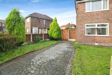 4 Banstead Avenue, Manchester, M22 4AQ