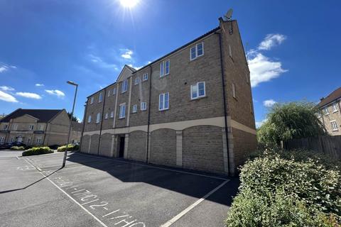 2 bedroom flat to rent, 15 Harris Close, Frome, Somerset