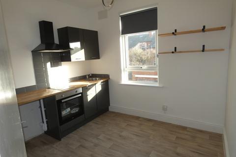 1 bedroom property to rent, Westmorland Avenue Flat 2