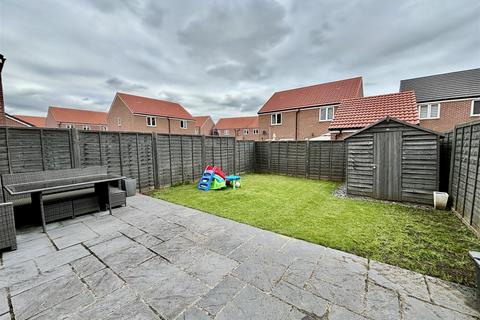 3 bedroom semi-detached house for sale, Hickory Way, Chippenham SN15