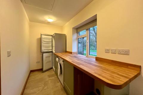 2 bedroom end of terrace house to rent, The Splatt, Frampton On Severn, Gloucester