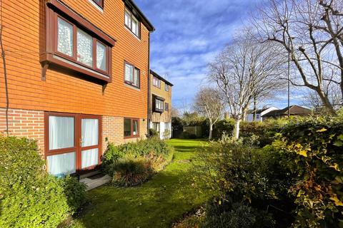 31 Chelsea Gardens, Cheam, Sutton, SM3 9TN