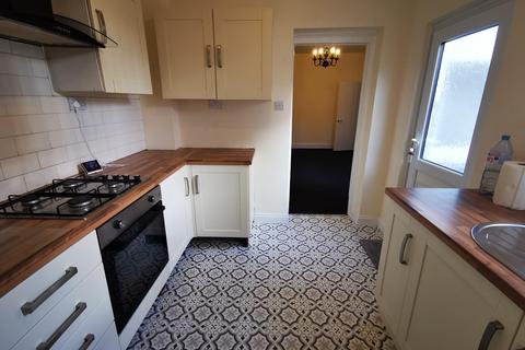2 bedroom flat to rent, Woodbine Avenue, Wallsend NE28