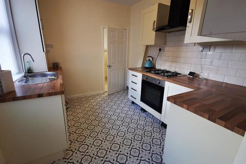 2 bedroom flat to rent, Woodbine Avenue, Wallsend NE28