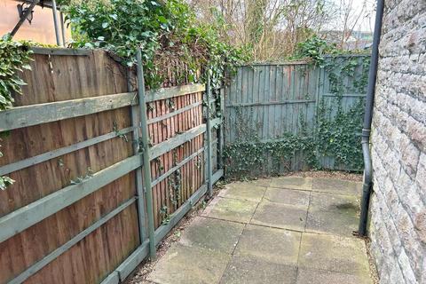 1 bedroom apartment to rent, Maiden Newton