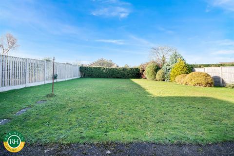 2 bedroom bungalow for sale, The Oval, Tickhill, Doncaster