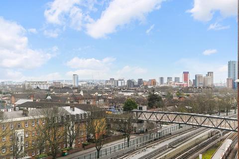 1 bedroom apartment for sale, Twelve Trees Park, E15