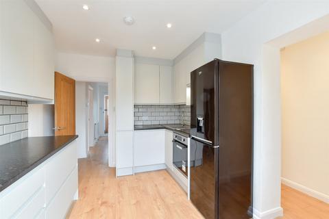 4 bedroom chalet for sale, Bengairn Avenue, Patcham, Brighton, East Sussex