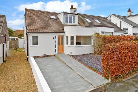 4 bedroom chalet for sale, Bengairn Avenue, Patcham, Brighton, East Sussex