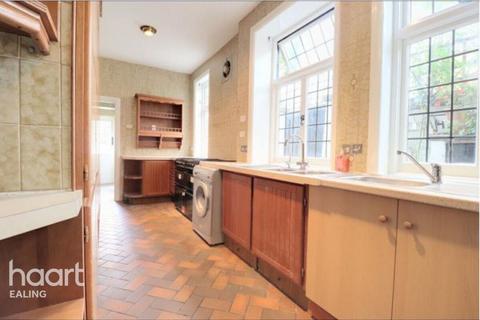 1 bedroom semi-detached house to rent, West Lodge Avenue, LONDON