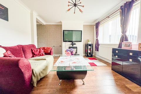 3 bedroom terraced house for sale, Falcon Drive, Patchway, Bristol, South Gloucestershire, BS34