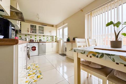 3 bedroom terraced house for sale, Falcon Drive, Patchway, Bristol, South Gloucestershire, BS34