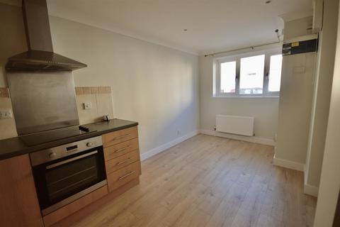 3 bedroom house to rent, Wilson Street, Lincoln