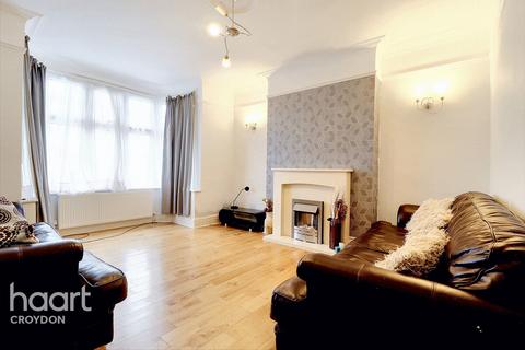 3 bedroom terraced house to rent, Strathyre Avenue, LONDON