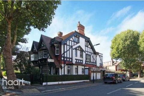 West Lodge Avenue, LONDON