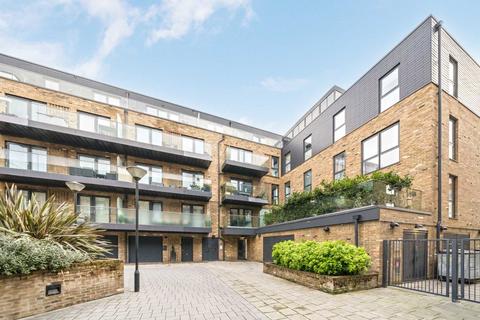 1 bedroom flat to rent, Lion Wharf Road, Isleworth TW7