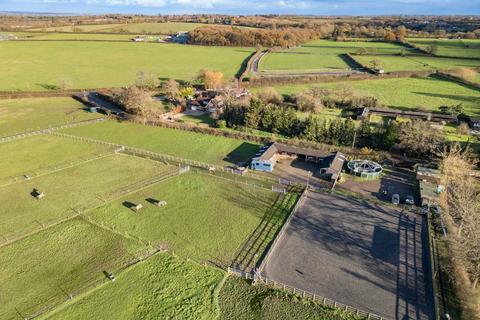 Equestrian property for sale, Binfield, Berkshire - 10.9 Acres