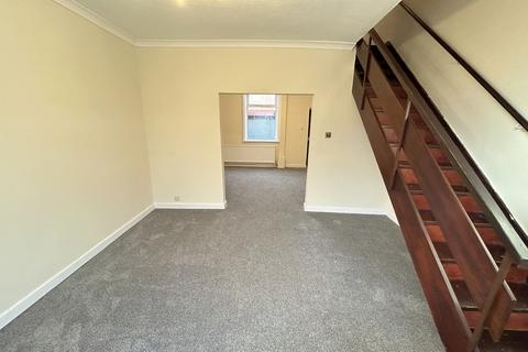 2 bedroom terraced house to rent, Bolton, Bolton BL2