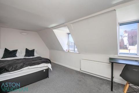 3 bedroom apartment to rent, St James Street, Brighton BN2