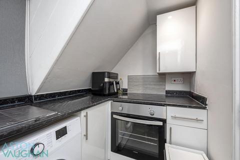 3 bedroom apartment to rent, St James Street, Brighton BN2