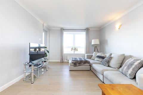 2 bedroom penthouse to rent, Tudor Court, Princes Riverside Road, London, SE16