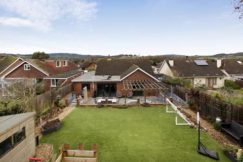 Glenside, 15 Fairlea Road, Dawlish, EX7 0LR