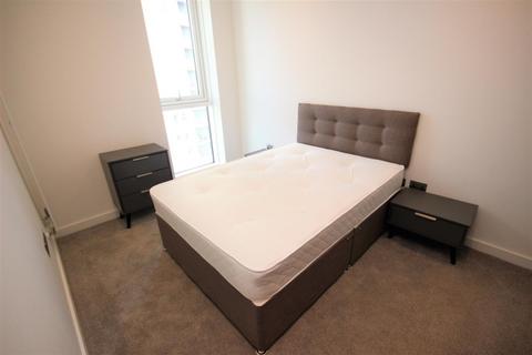 2 bedroom apartment to rent, The Lightbox, Blue, Salford Quays M50