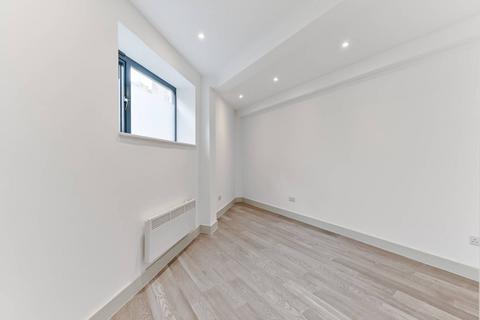 1 bedroom flat for sale, Norbury Crescent, Norbury, London, SW16