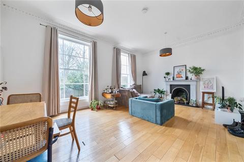 2 bedroom apartment for sale, Lyndhurst Way, London