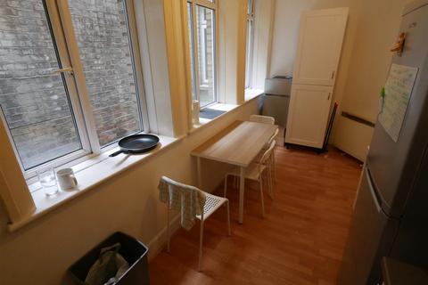 5 bedroom house share to rent, The Chambers, Bournemouth, BH1