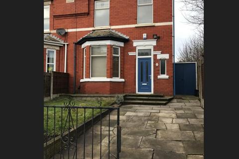 2 bedroom house to rent, Peel Street, Southport PR8