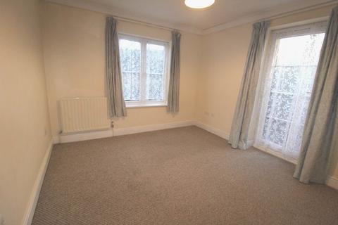 2 bedroom flat for sale, Tavistock Mews, High Wycombe HP12