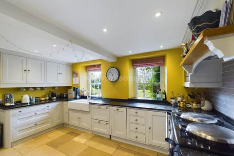 7 bedroom detached house for sale, St John