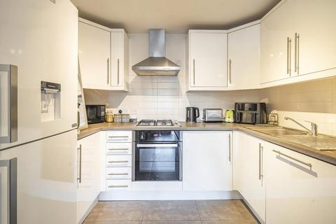 1 bedroom flat for sale, Temple Moore House,  Liscombe,  Bracknell,  Berkshire,  RG12