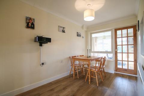 2 bedroom end of terrace house for sale, Emmbrook Gate, Wokingham, RG41