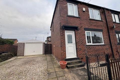 3 bedroom house to rent, Nansen Street, LEEDS LS13