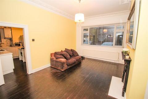 1 bedroom flat for sale, St. Vincents Road, Westcliff-On-Sea