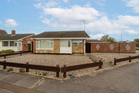 2 bedroom detached bungalow for sale, The Eddies, Lowestoft