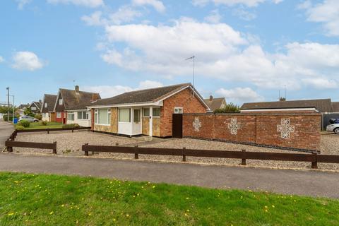 2 bedroom detached bungalow for sale, The Eddies, Lowestoft